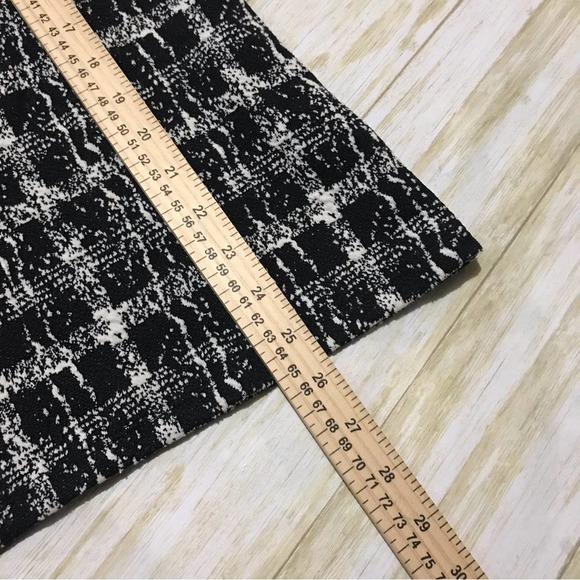 Calvin Klein NWT Black White Plaid Blouse Top Fluted Bell Sleeves Size Small - Picture 5 of 5